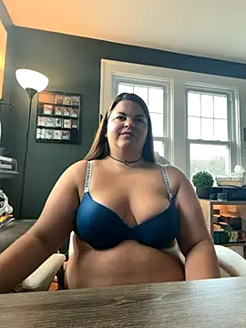 Snapshot of PlayWithBrittany chatting on 10/24/25, 01:29 PlayWithBrittany online show from 10/24/25, 01:29