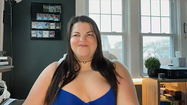 Snapshot of PlayWithBrittany chatting on 11/16/25, 08:03 PlayWithBrittany online show from 11/16/25, 08:03