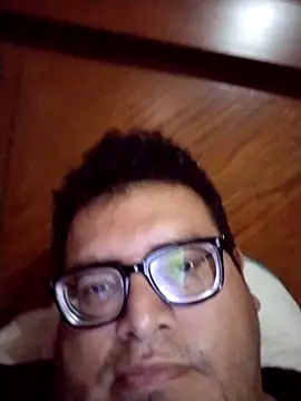 Santiagoqro85 online show from 10/08/25, 12:47