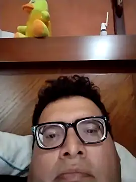 Santiagoqro85 online show from 10/09/25, 05:33