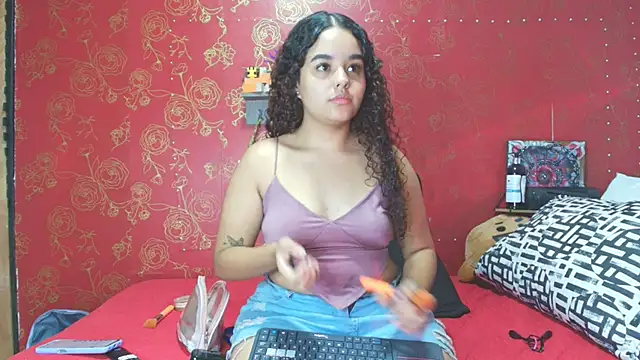 Snapshot of Isis_Bladee chatting on 09/17/25, 03:24 Isis Bladee online show from 09/17/25, 03:24