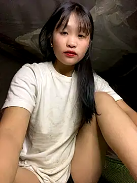 Snapshot of mika-bae chatting on 10/01/25, 01:55 mika-bae online show from 10/01/25, 01:55