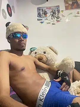 Snapshot of Teito69 chatting on 09/17/25, 04:36 Teito69 online show from 09/17/25, 04:36