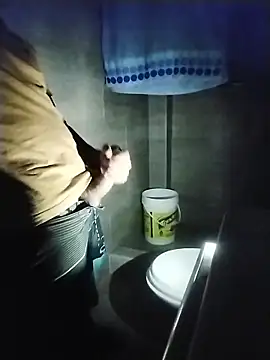 ThiagoFernandezChancay25 online show from 11/17/25, 04:29