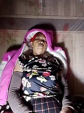 -Xuka-200 online show from 11/05/25, 10:10