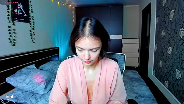 bonnybimi online show from 09/30/25, 01:49