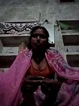 Snapshot of Cm_pooja chatting on 10/08/25, 09:12 Cm pooja online show from 10/08/25, 09:12