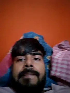 soniriyaa010101 online show from 10/14/25, 12:50