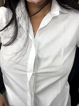 Snapshot of Jying_818 chatting on 09/21/25, 03:35 Jying 818 online show from 09/21/25, 03:35