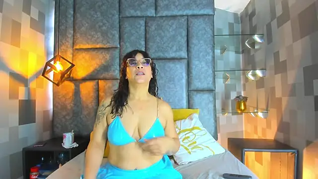 Jenni Zeller online show from 10/11/25, 12:26