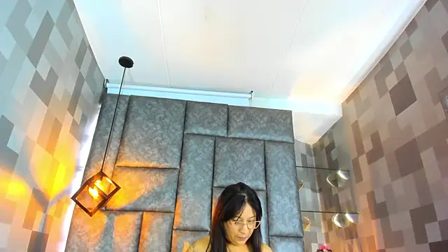 Jenni Zeller online show from 10/16/25, 11:33