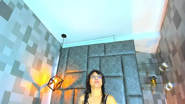 Jenni Zeller online show from 11/14/25, 12:26