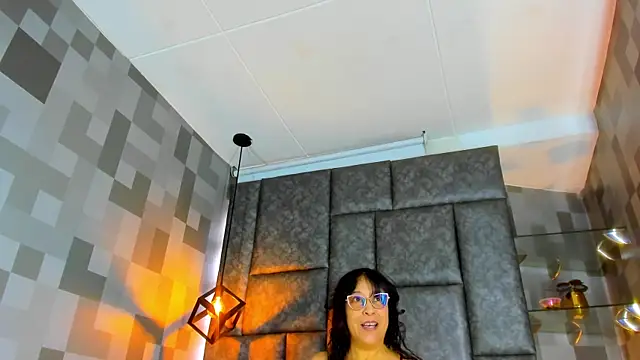 Jenni Zeller online show from 11/15/25, 12:45