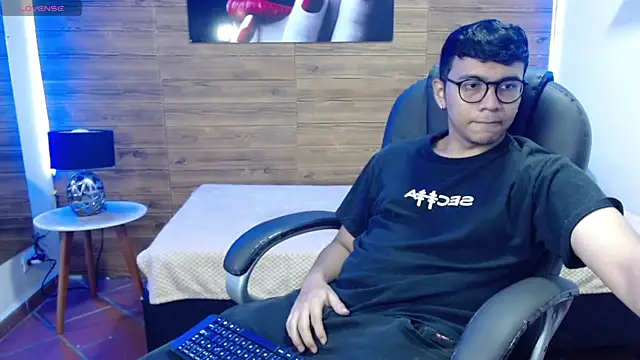 titanxero online show from 10/19/25, 12:50