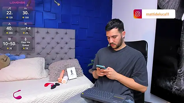 matti de lucaa online show from 10/28/25, 03:47