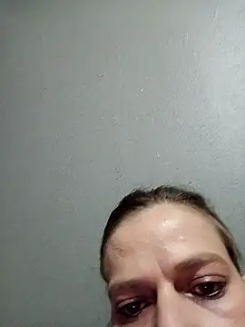 Snapshot of Skymadison chatting on 11/28/25, 08:44 Skymadison online show from 11/28/25, 08:44