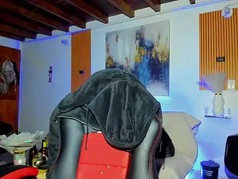 katy   deliz online show from 10/28/25, 05:11