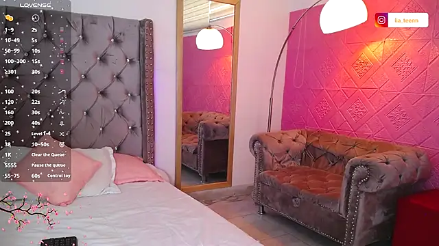 Lia Teen online show from 11/08/25, 08:18