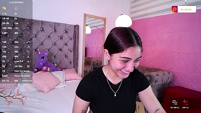 Lia Teen online show from 11/13/25, 08:08