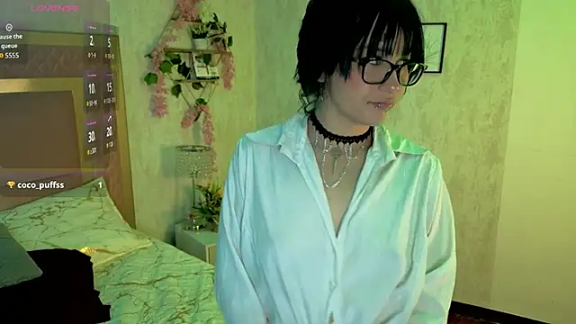 Snapshot of RobinBennett chatting on 11/10/25, 03:00 RobinBennett online show from 11/10/25, 03:00