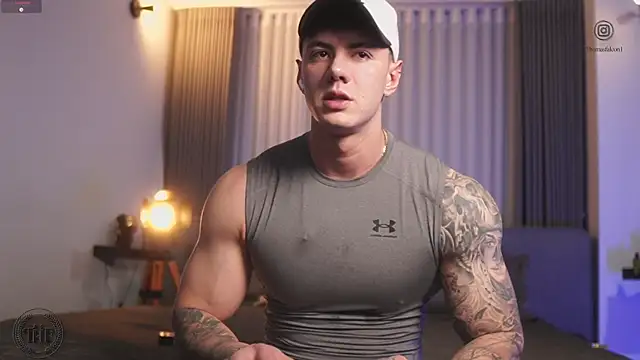 Snapshot of Thomas_Falcon chatting on 10/23/25, 10:52 Thomas Falcon online show from 10/23/25, 10:52