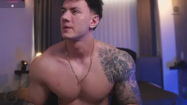 Snapshot of Thomas_Falcon chatting on 10/29/25, 10:11 Thomas Falcon online show from 10/29/25, 10:11