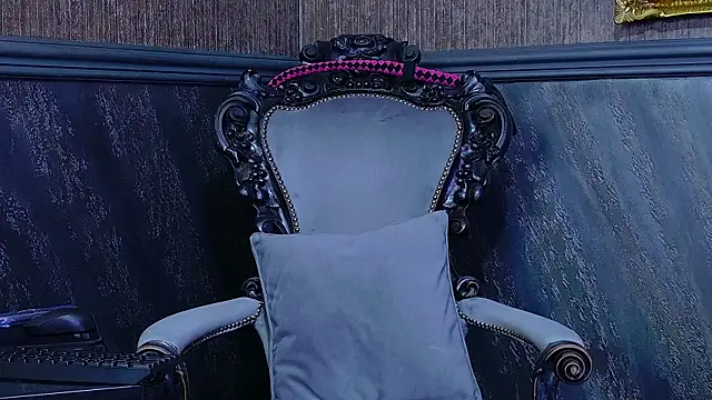 Snapshot of TiffanySia chatting on 10/30/25, 05:20 TiffanySia online show from 10/30/25, 05:20