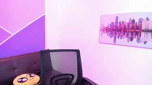 Angelina rossy online show from 11/19/25, 03:50