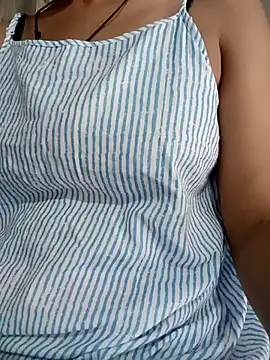 Cute Aaisha online show from 09/29/25, 11:15