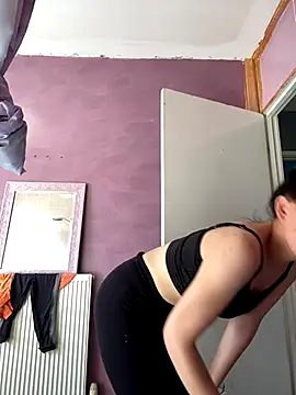 Camwithchlox online show from 09/24/25, 11:02