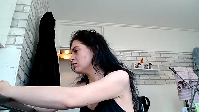 Camwithchlox online show from 10/29/25, 11:23