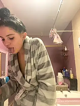 Camwithchlox online show from 11/03/25, 07:26