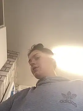 Camwithchlox online show from 11/10/25, 01:21