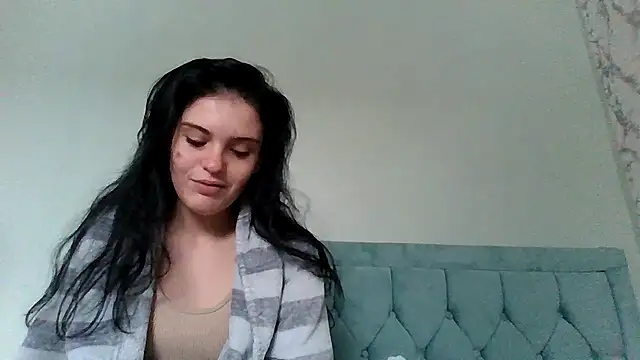 Camwithchlox online show from 11/16/25, 02:11