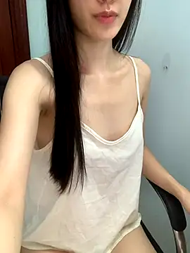 Snapshot of SelenaHoney chatting on 09/18/25, 04:58 SelenaHoney online show from 09/18/25, 04:58