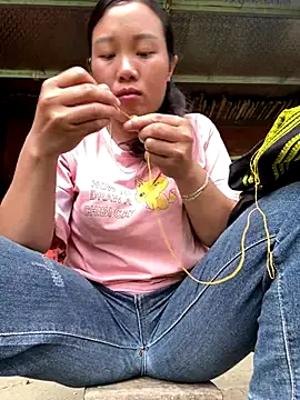 Snapshot of Cona21w chatting on 09/23/25, 01:19 Cona21w online show from 09/23/25, 01:19