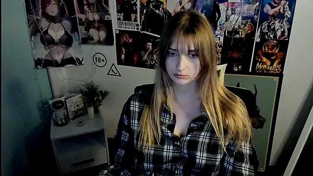 NeyliDream online show from 10/26/25, 01:17