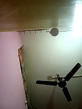 Kanika kannu28 online show from 09/17/25, 06:15