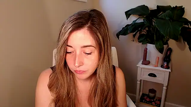 SuggestiveBehavior online show from 10/07/25, 02:03