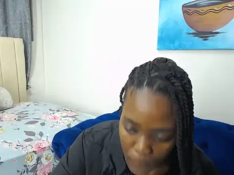 PetiteBody online show from 09/25/25, 05:27