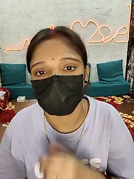 Snapshot of Aahanaaa chatting on 09/23/25, 04:54 Aahanaaa online show from 09/23/25, 04:54
