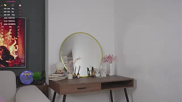 EmelySwickheimer online show from 10/16/25, 07:04