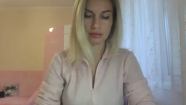 KarelliaStar online show from 10/13/25, 07:19