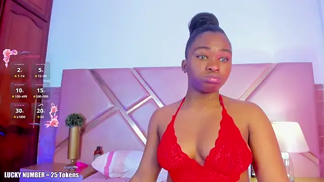 SophieSinclair online show from 10/07/25, 12:35