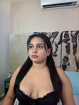 IvannaaVega online show from 10/19/25, 05:08