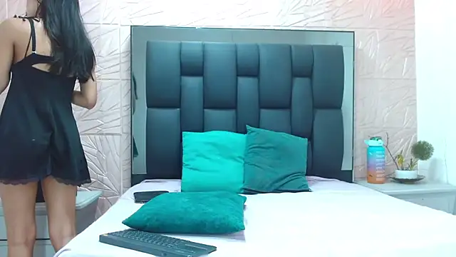 Tinita  online show from 10/21/25, 01:56