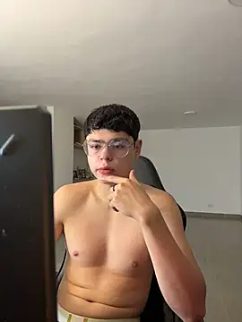 Im Juaniito online show from 11/09/25, 03:49