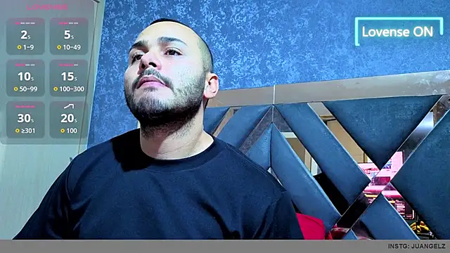 Snapshot of samuel_storm chatting on 11/23/25, 03:06 samuel storm online show from 11/23/25, 03:06