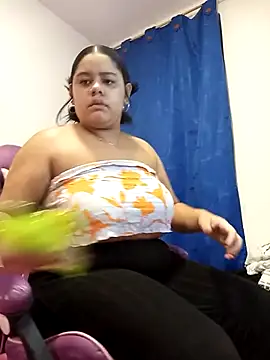 Anabelle 00  online show from 10/17/25, 03:10