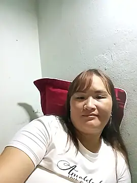 Snapshot of Tamara-a chatting on 10/13/25, 01:11 Tamara-a online show from 10/13/25, 01:11